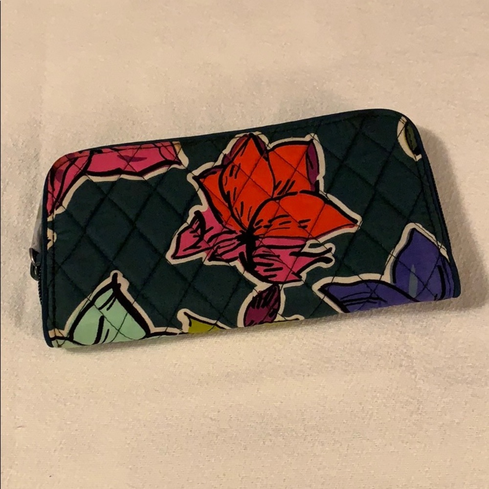 Falling Flowers RFID Georgia Wallet